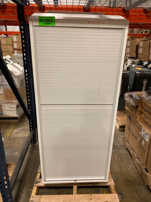 (1) Storage for sale