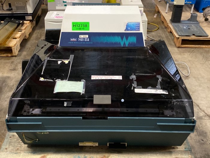 (1) Wallac 1409 DSA Liquid Scintillation Counter for sale