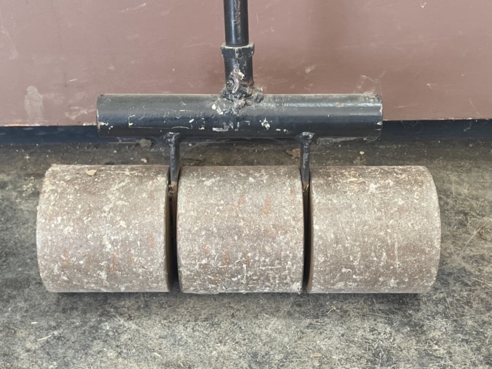 100 Pound linoleum Roller for sale