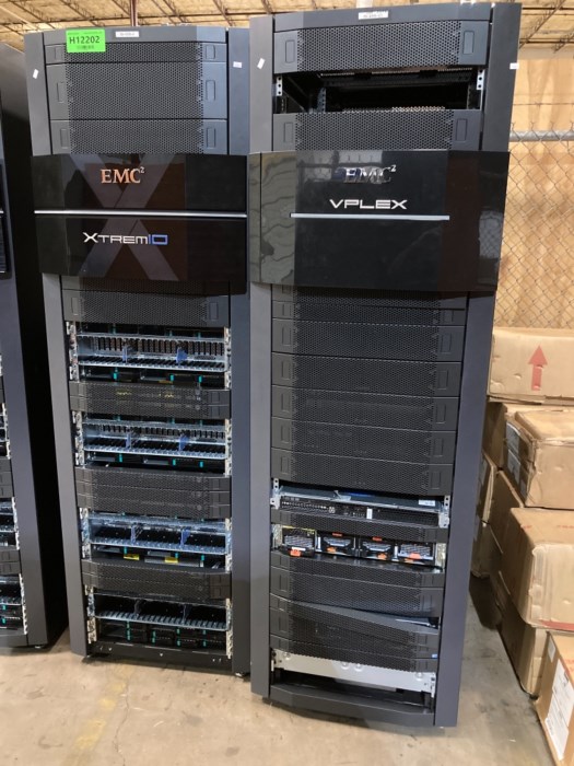 (2) EMC2 VPlex Server for sale