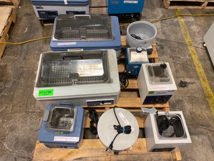 (1) Pallet of Assorted Water Baths for sale