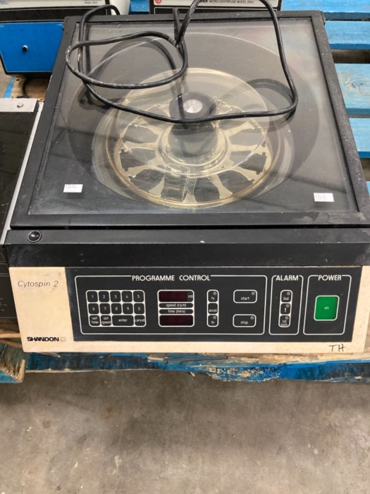 (5) Centrifuges for sale