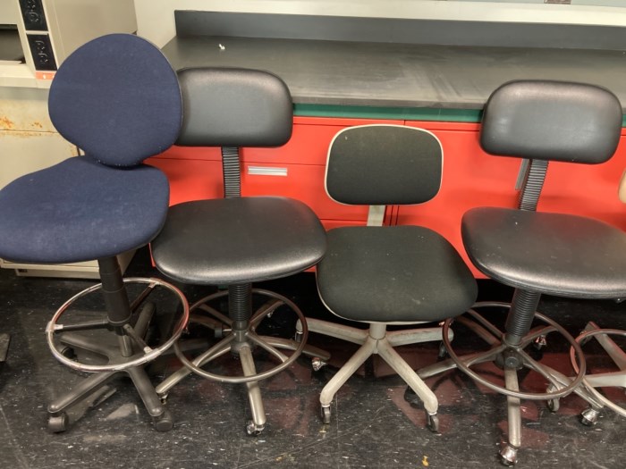 (9) Chairs (B3.2.062) for sale