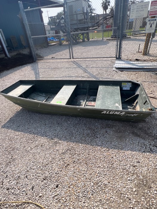 AlumacraftModel 1032 Jon boat for sale