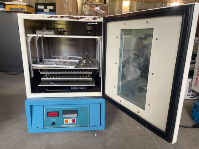 Amerex Instruments Orbital Incubator Shaker Gyromax 727 for sale
