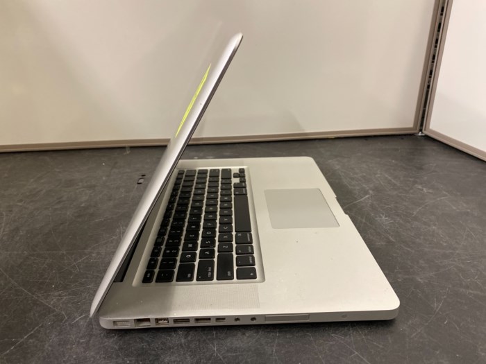 Apple MacBook Laptop Computer for sale