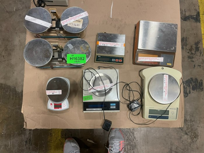Assorted Digital Scales and Balances *Lot of 7* for sale
