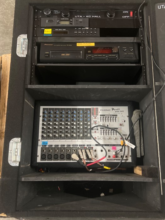 Assorted Speakers/Audio Equipment (Lot of 1 Pallet) for sale