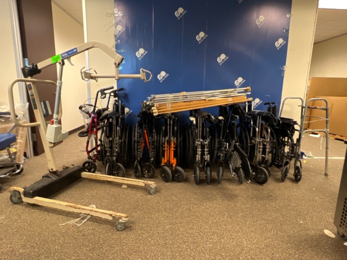 Assorted Wheelchairs/Crutches/Walkers and Invacare Reliant PowerLift