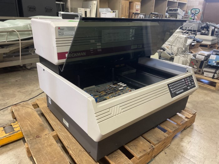 Beckman LS 6000IC Liquid Scintillation System Counter for sale