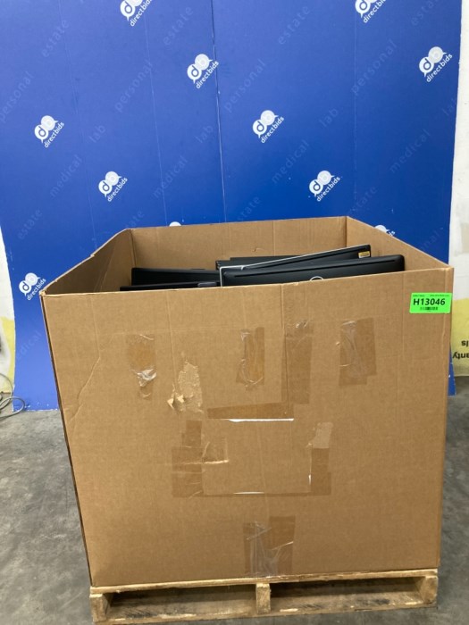 Box of 20+ Dell Monitors for sale