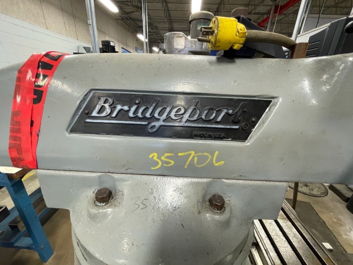 Bridgeport Milling Machine w/ AcuRite Dro 200M Meter for sale