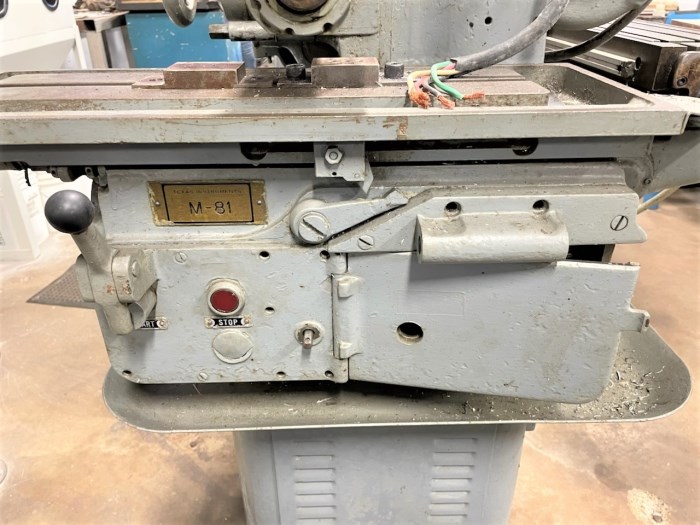 Brown & Sharpe Horizontal Milling Machine for sale