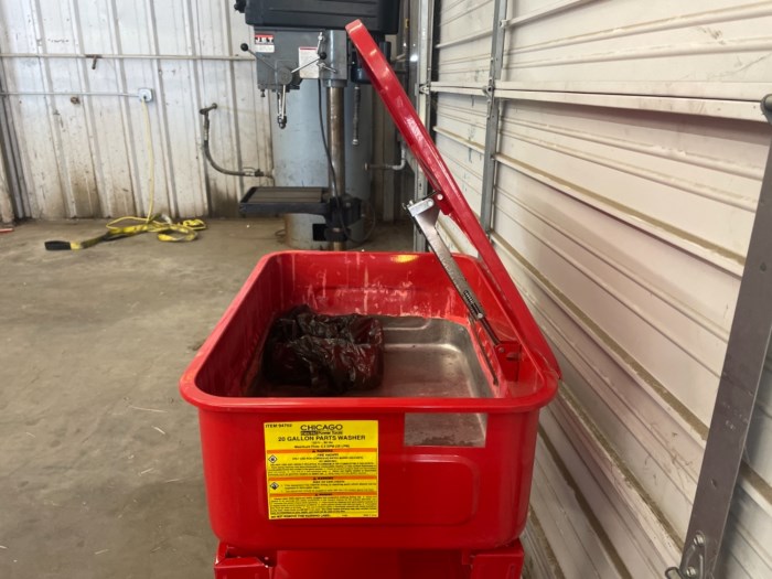 Chicago Electric Power Tools Company 20 Gallon Parts Washer (Bucket and