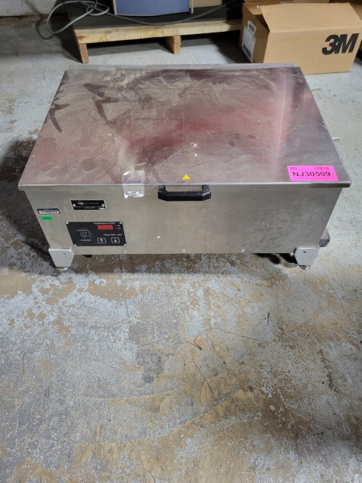 CIVCO MTRH1500 WATER BATH for sale