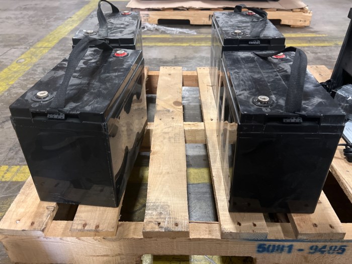 Continental NonSpillable Sealed LeadAcid Battery (Lot of 4) for sale