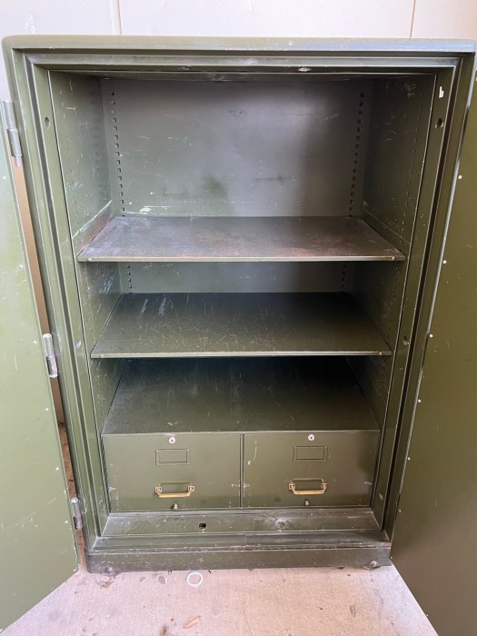 Diebold safe manufacturers national association fire insulated safe for
