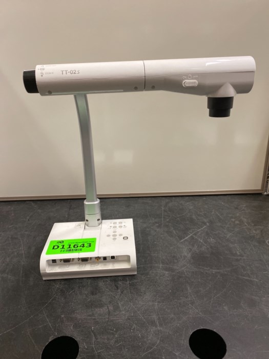 Elmo TT02s projector for sale