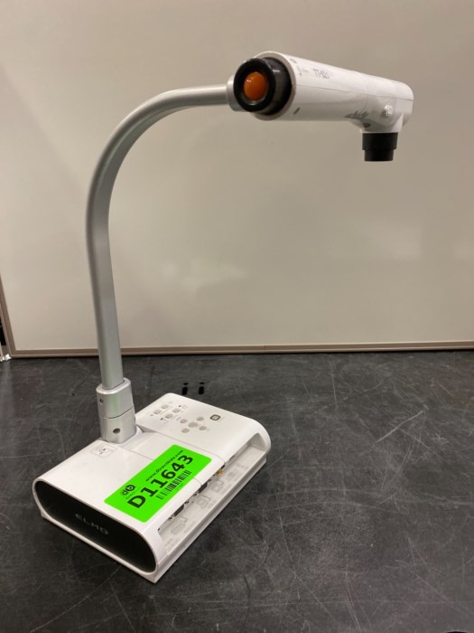 Elmo TT02s projector for sale