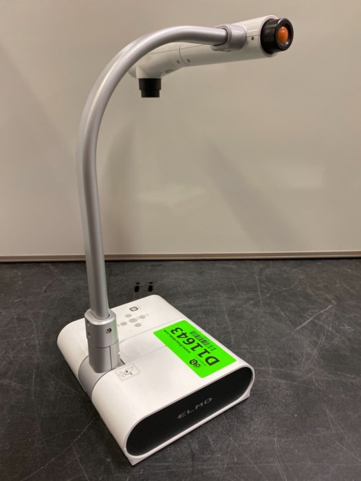 Elmo TT02s projector for sale