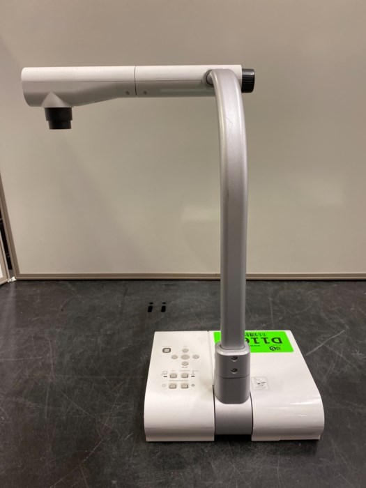 Elmo TT02s projector for sale