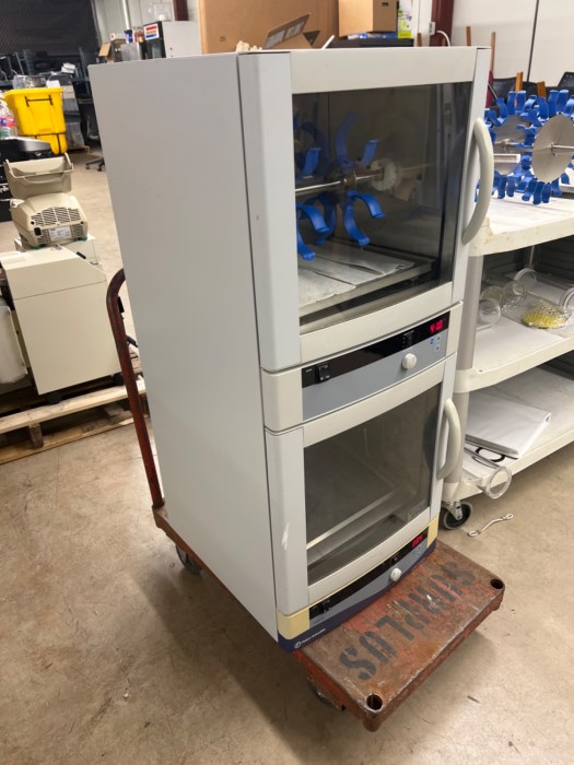 Fisher Scientific Dual Rotisserie Incubator w/ Accessories