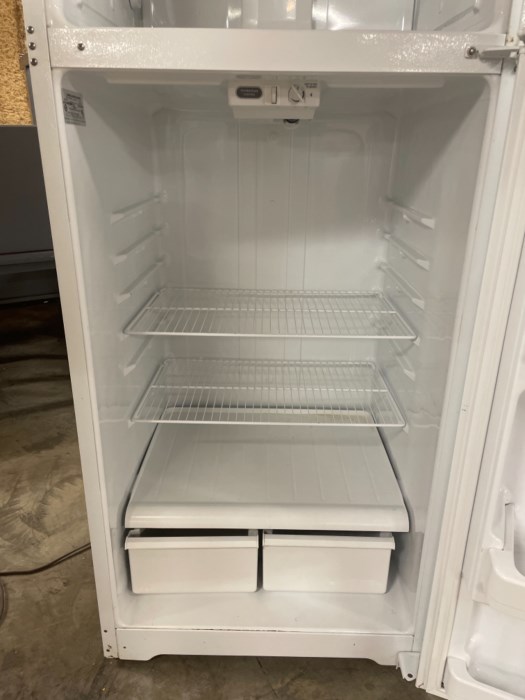 General Electric Model GTH18CBDCRWW Upright Combo Fridge/Freezer for sale