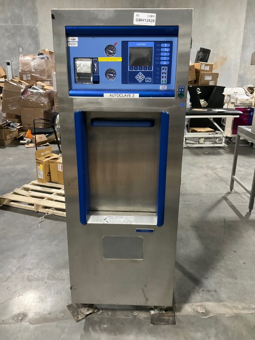 GETINGE 433HC STEAM STERILIZER for sale