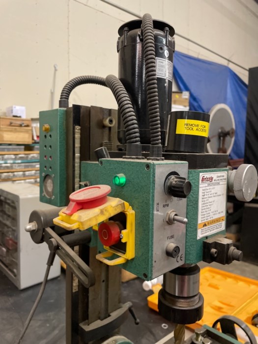 Grizzly G8689 Mini Milling Machine for sale