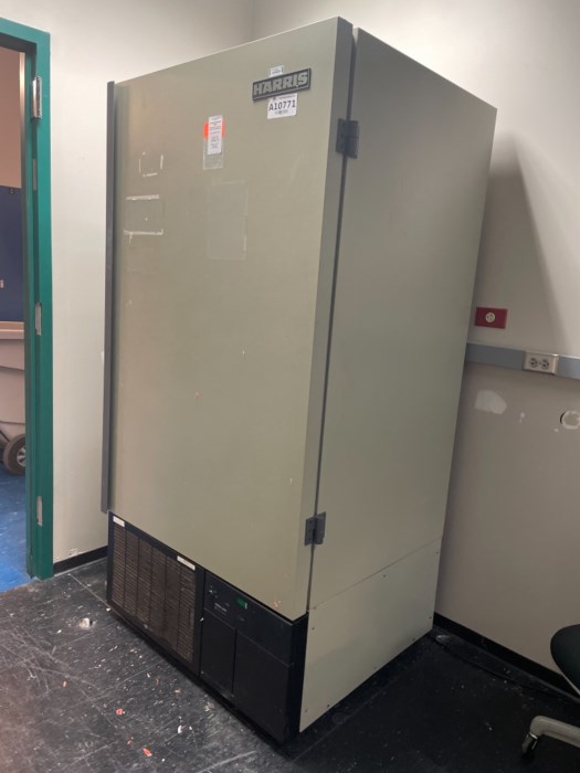 GS Laboratory Equipment Harris Model ELT21V85D34 Freezer (B3.3.0381