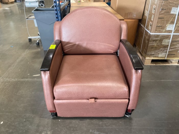 Hill rom sales sleeper chair