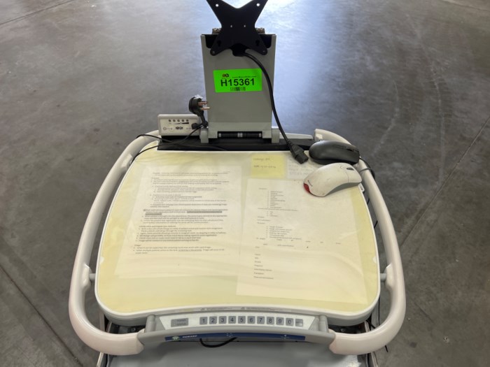 Howard Med Medical Cart ModelHI Care for sale