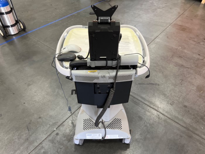 Howard Med Medical Cart ModelHI Care for sale