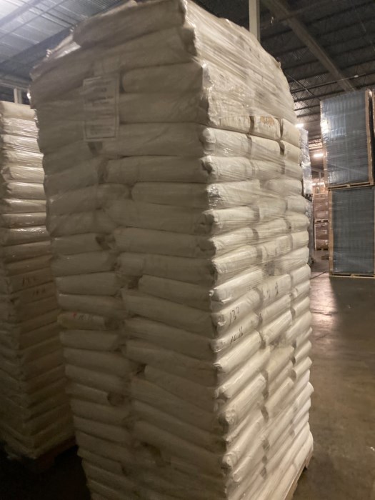 Huge pallet of estimated (130) bags of 10lb Stardust Heavy Absorption ...