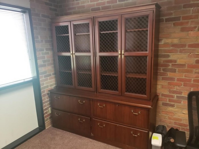 Hutch for sale