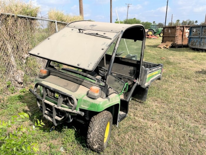 John Deere TE 4x2 Electric Gator for sale