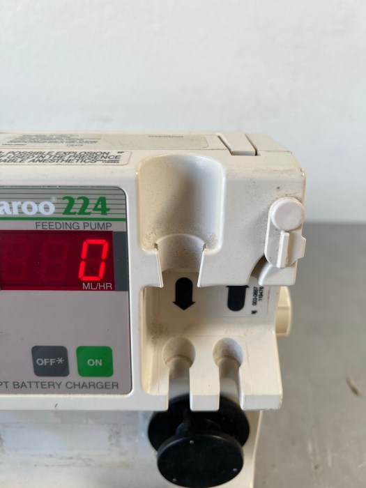 Kangaroo 224 Feeding Pumps (Lot of 7) for sale