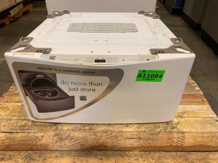 Kenmore Elite Pedestal Washer for sale