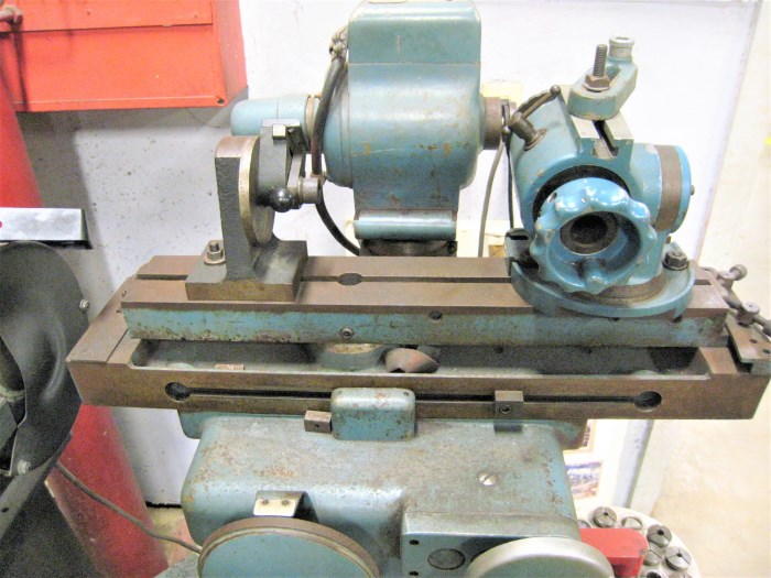 KO Lee Company B300 Tool and Cutter Grinder for sale