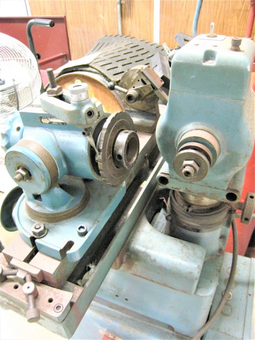 KO Lee Company B300 Tool and Cutter Grinder for sale