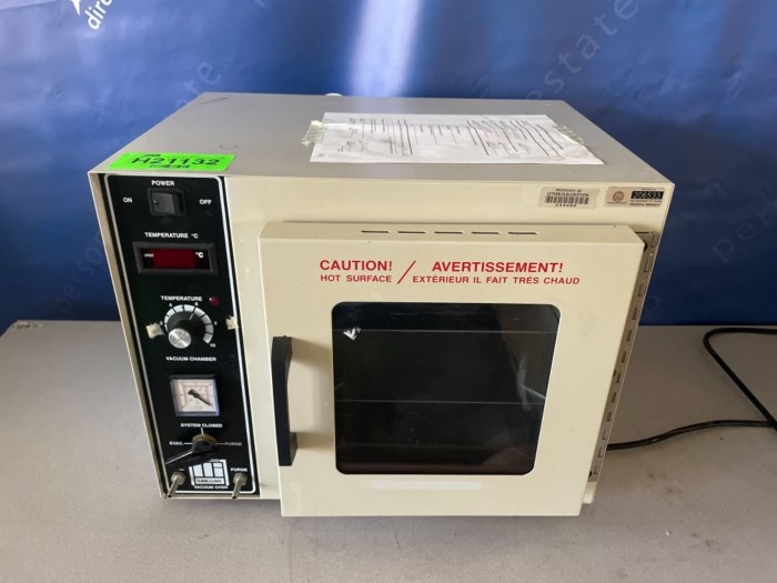 LabLine Instruments Model 36085 Vacuum Oven for sale