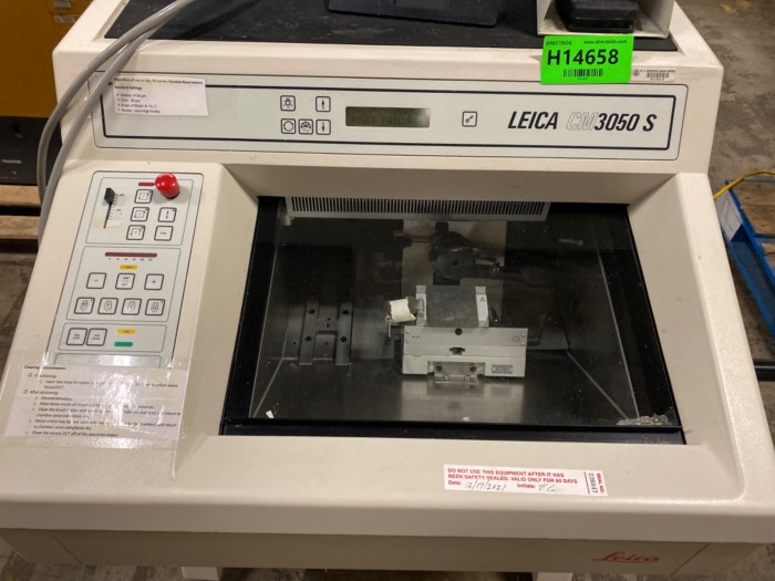 Leica CM3050 S CytoStat for sale