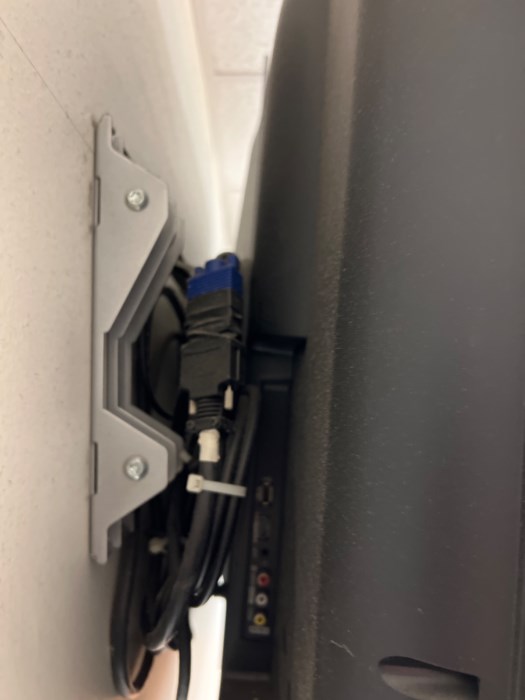 LG flat screen tV for sale