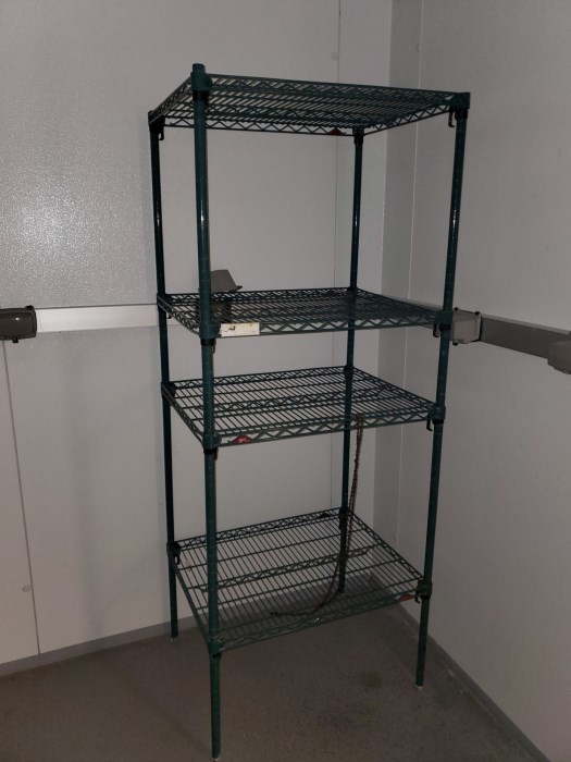 Lot of (4) Metro Racks (B2.3.314) for sale