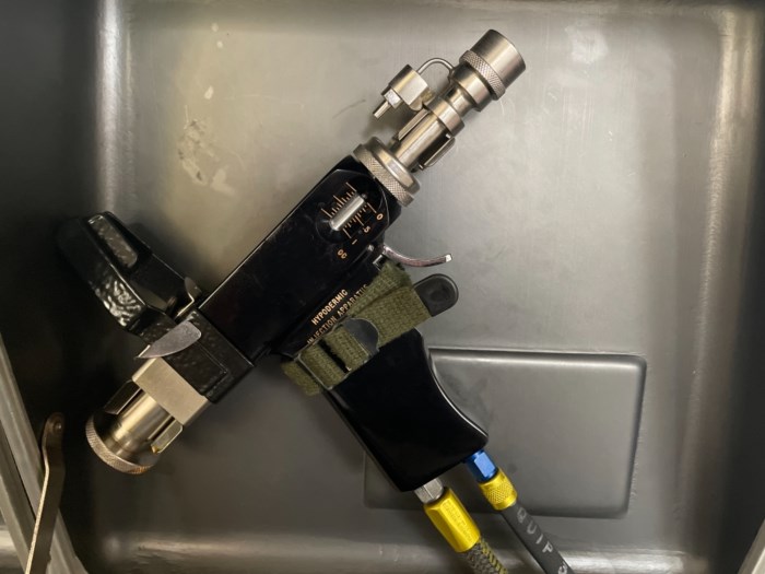 Lot of (2) Scientific Equipment Manufacturing Corp Hypodermic Jet