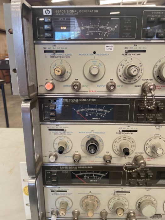 Lot of (3) Hewlett Packard 8640B Signal Generators for sale