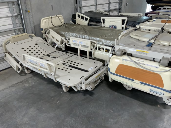Lot of 5 hospital beds for sale