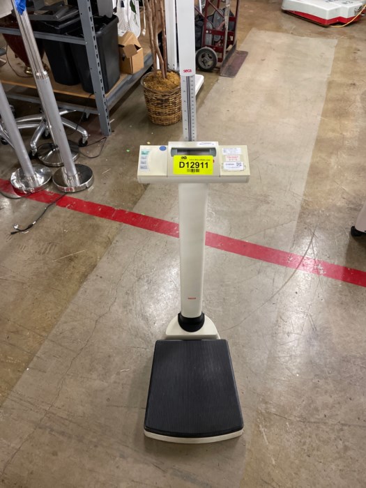 Lot of (6) Medical Scales for sale