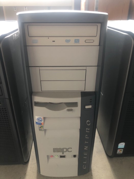 Lot of Approximately (9) Assorted CPU Towers (B1.3.304E) for sale