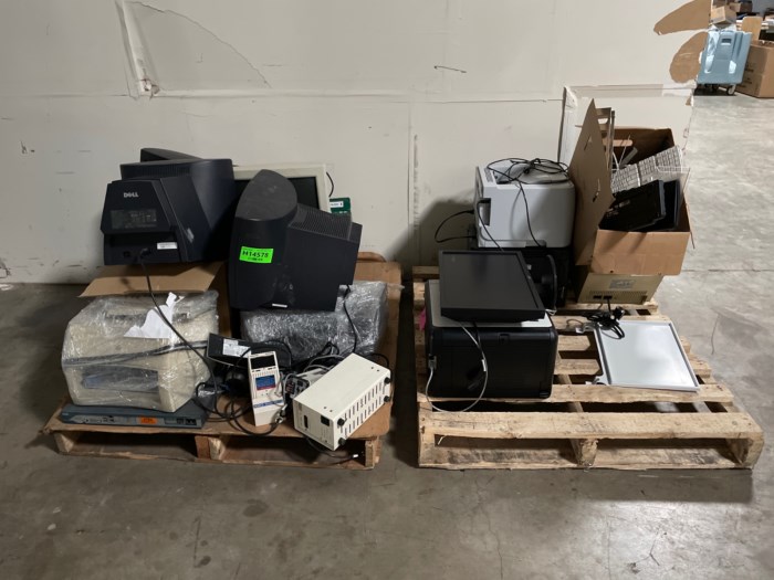 Lot of computer Equipment for sale